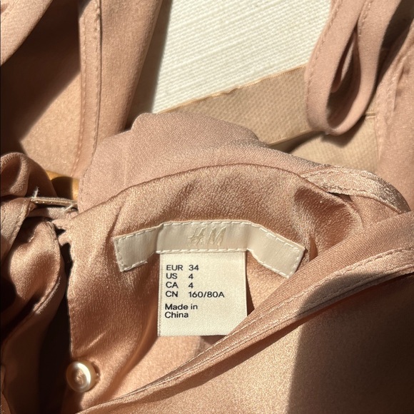 H&M Blush Pink Mini Dress Size 4 - Picture 3 of 7